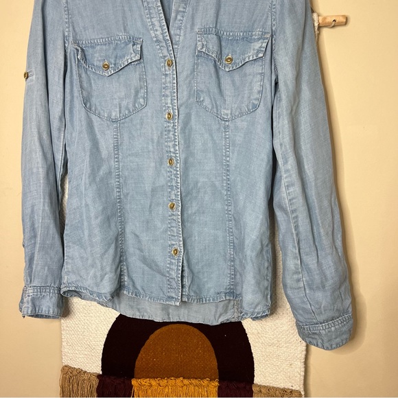 Bella Dahl blue chambray button down shirt size XSMALL - Picture 4 of 8